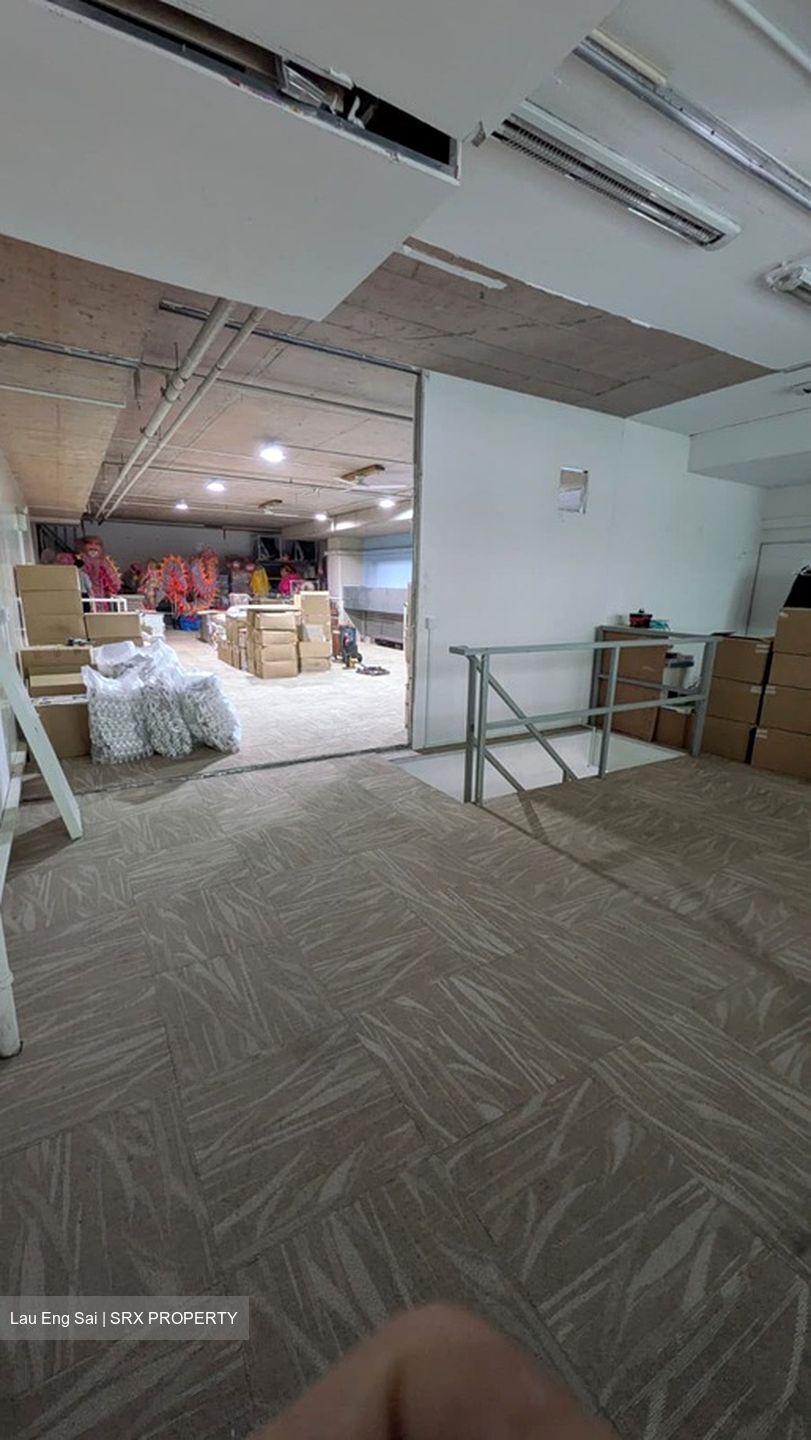Ispace (D22), Warehouse #560233471